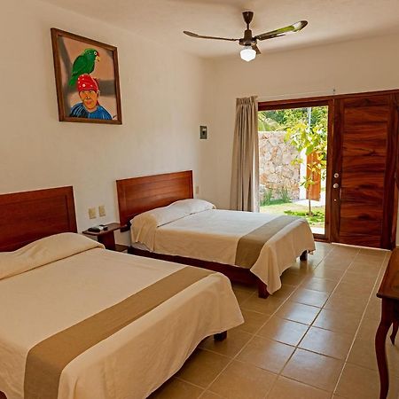 Hotel Casa Victoria Zihuatanejo Luaran gambar
